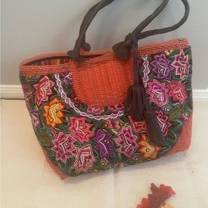 bolsa artesanal bordados típicos hechos a mano multicolor .